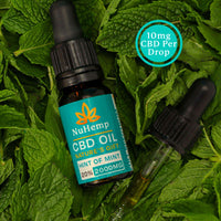 2000mg cbd oil on a bed of mint leaves